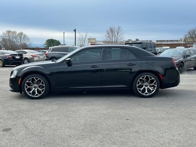 2018 Chrysler 300 Touring