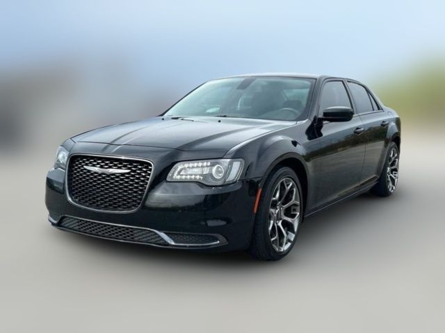 2018 Chrysler 300 Touring