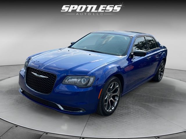 2018 Chrysler 300 Touring