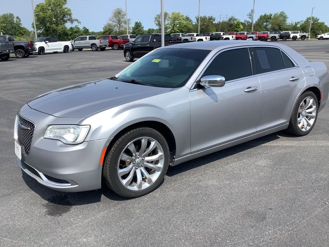 2018 Chrysler 300 Touring