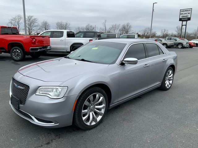 2018 Chrysler 300 Touring