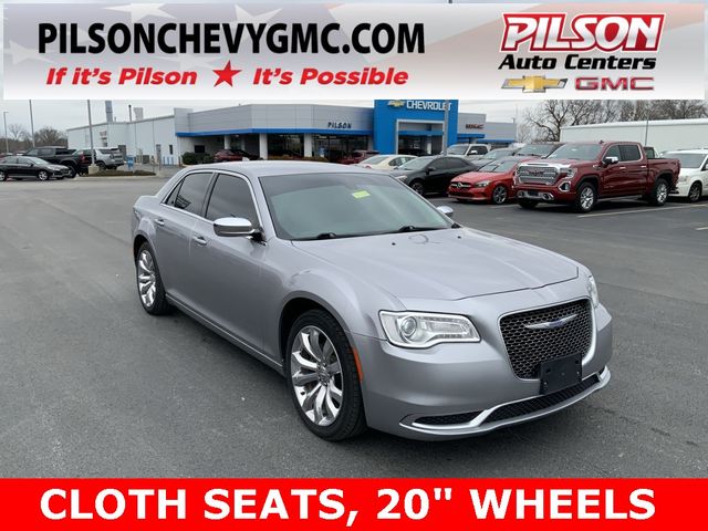 2018 Chrysler 300 Touring