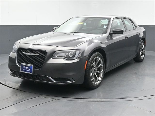 2018 Chrysler 300 Touring