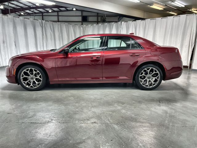 2018 Chrysler 300 Touring