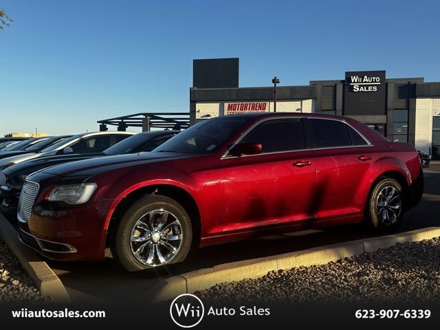 2018 Chrysler 300 Touring