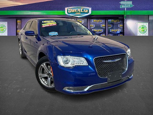 2018 Chrysler 300 Touring