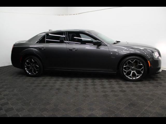 2018 Chrysler 300 Touring