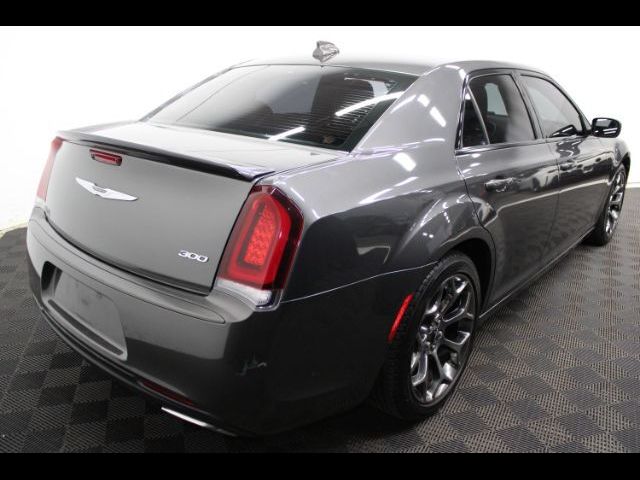 2018 Chrysler 300 Touring