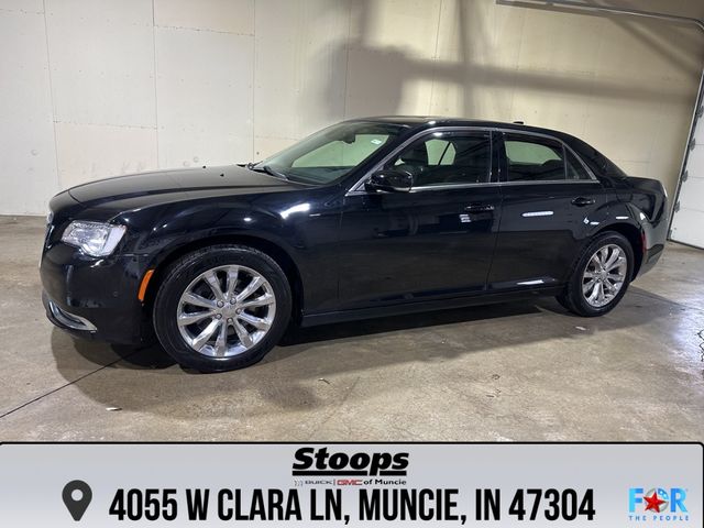 2018 Chrysler 300 Touring L