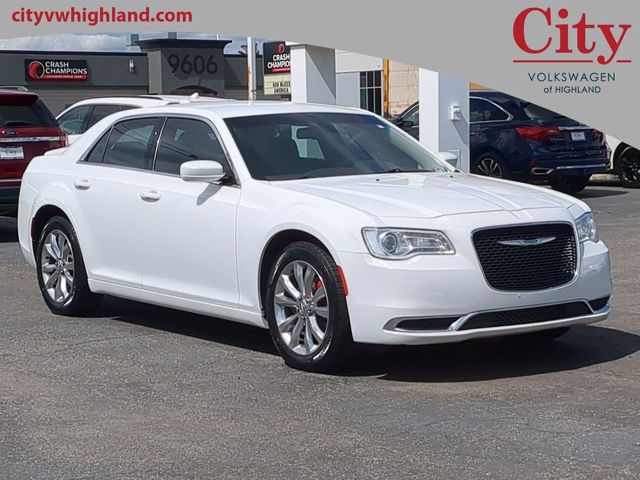 2018 Chrysler 300 Touring