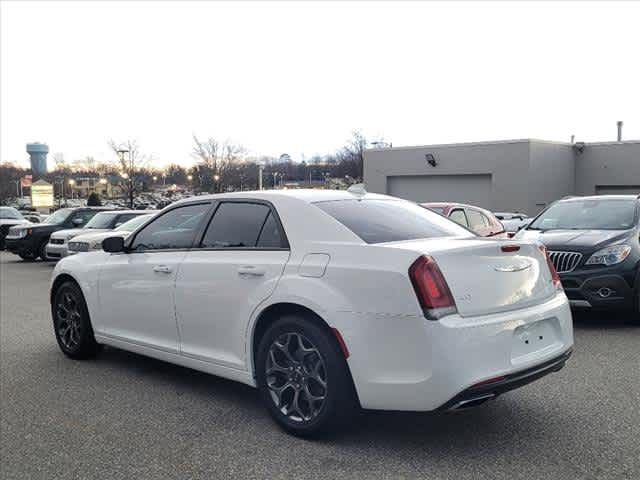 2018 Chrysler 300 Touring