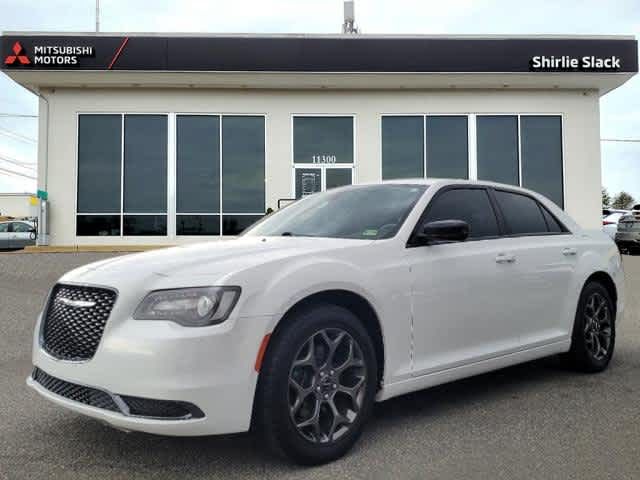 2018 Chrysler 300 Touring