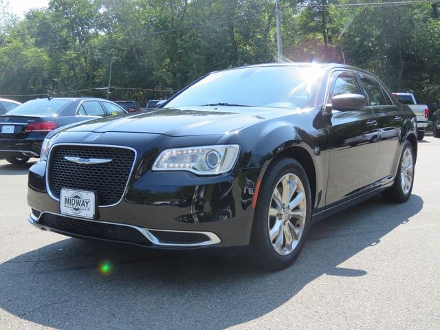 2018 Chrysler 300 Touring L