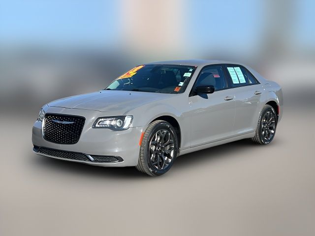 2018 Chrysler 300 Touring