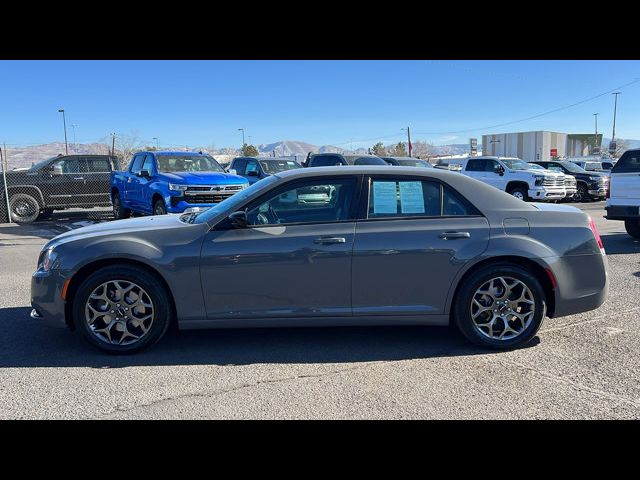 2018 Chrysler 300 Touring