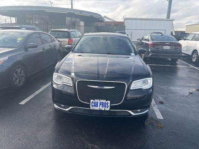 2018 Chrysler 300 Touring L