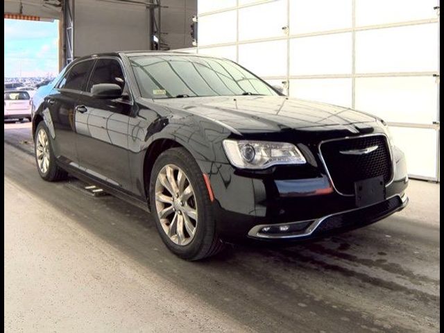 2018 Chrysler 300 Touring L