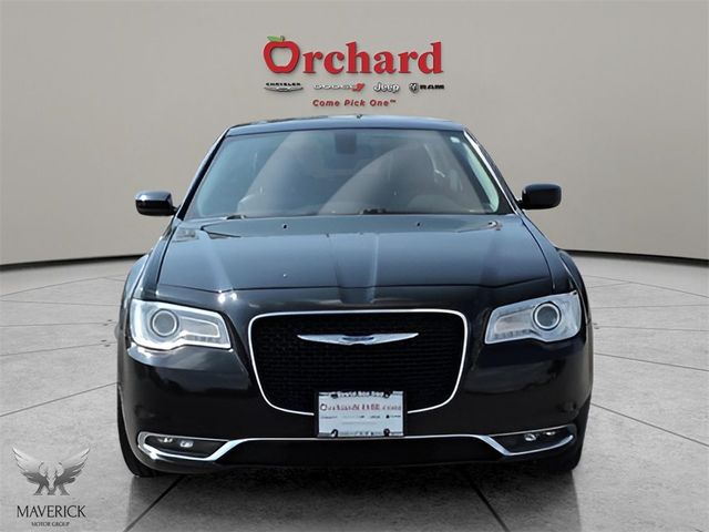 2018 Chrysler 300 Touring L