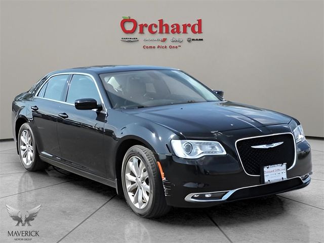 2018 Chrysler 300 Touring L