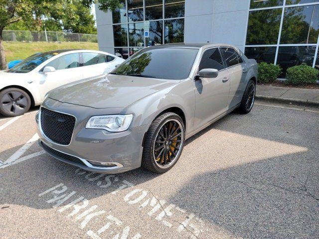 2018 Chrysler 300 Touring