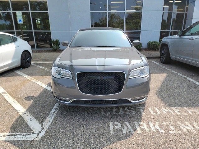 2018 Chrysler 300 Touring