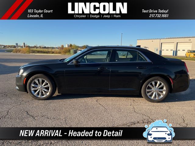 2018 Chrysler 300 Touring L