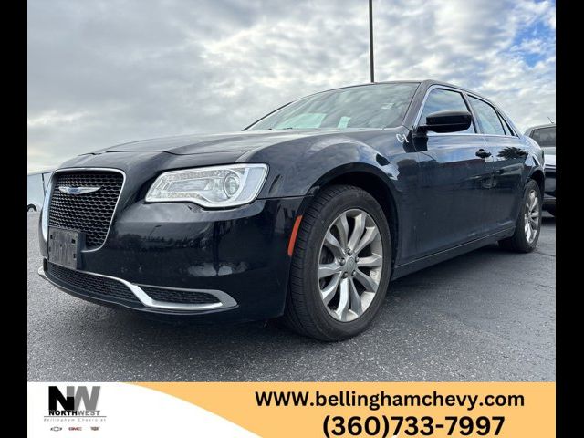 2018 Chrysler 300 Touring