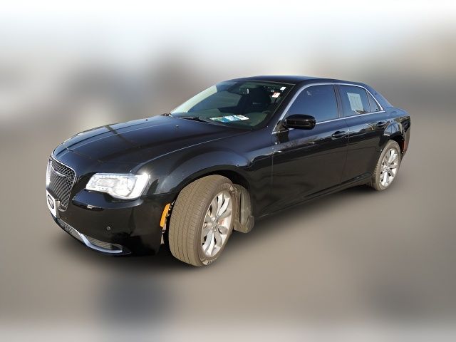 2018 Chrysler 300 Touring