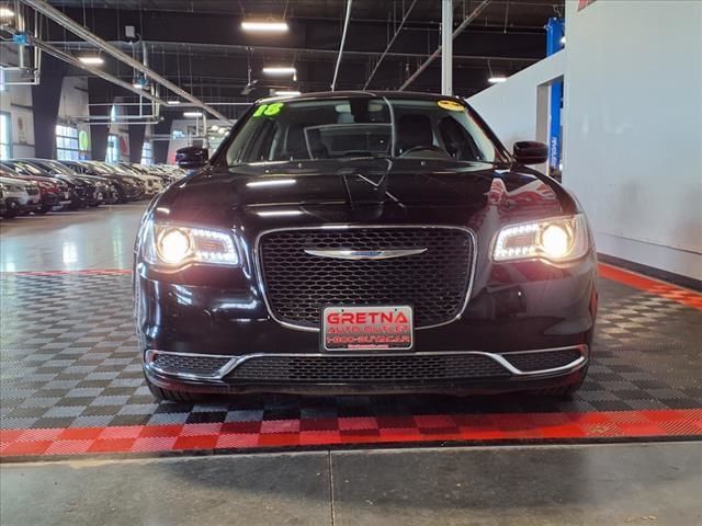 2018 Chrysler 300 Touring