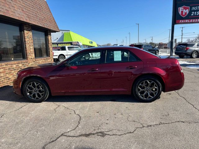 2018 Chrysler 300 Touring