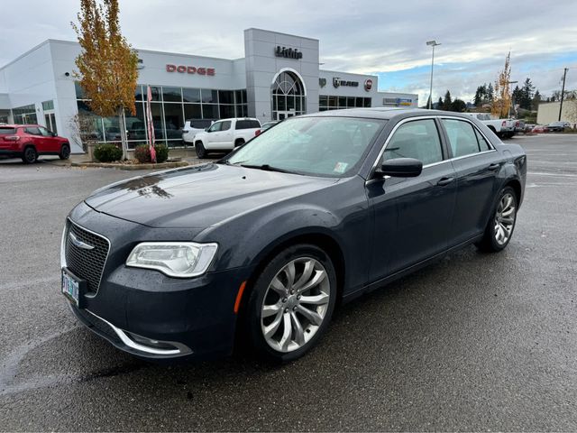 2018 Chrysler 300 Touring L