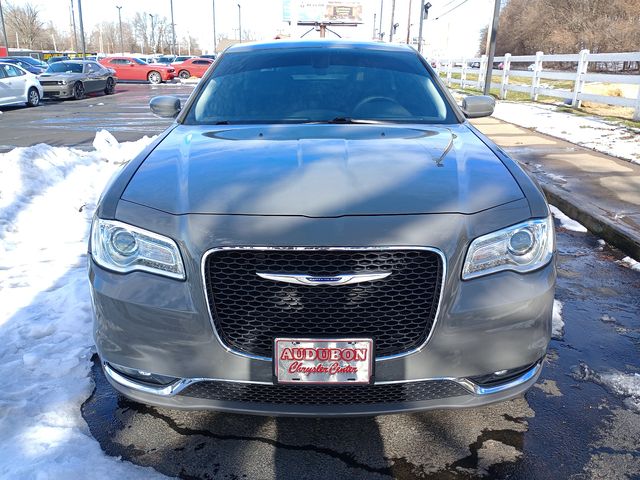 2018 Chrysler 300 Touring L