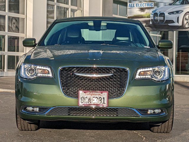 2018 Chrysler 300 Touring L