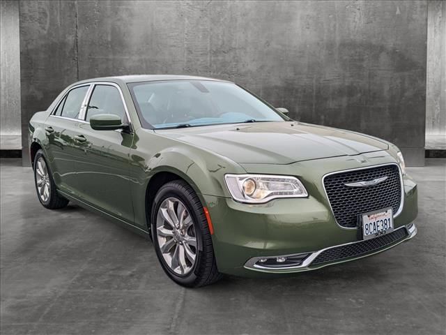 2018 Chrysler 300 Touring L