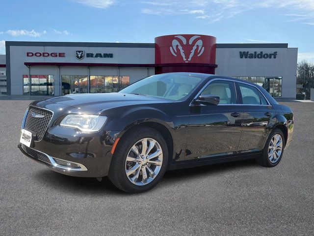 2018 Chrysler 300 Touring L