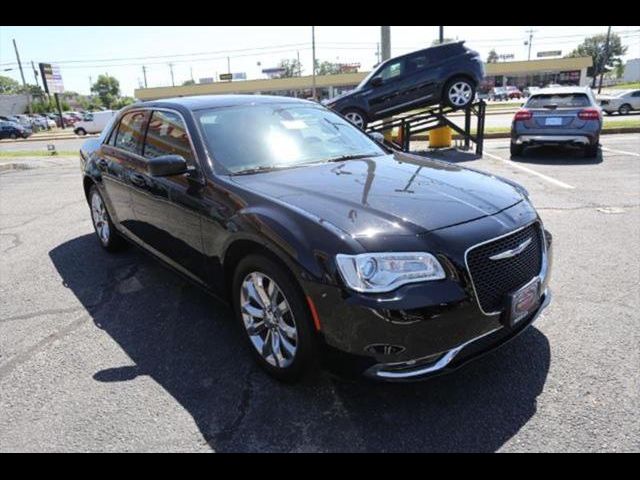 2018 Chrysler 300 Touring L