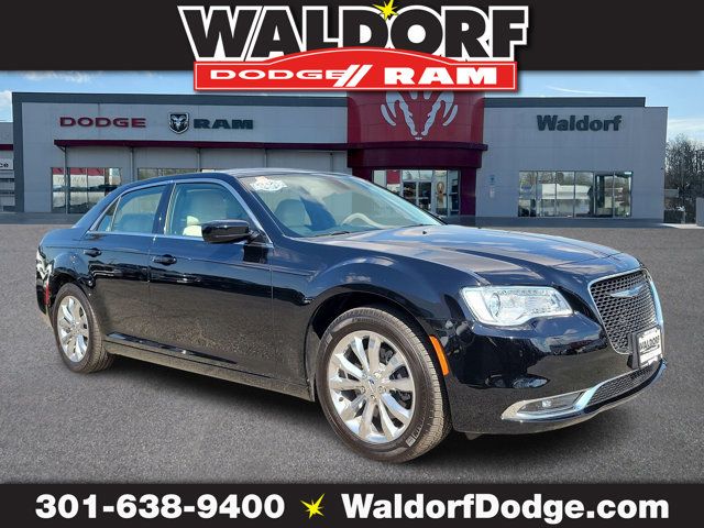 2018 Chrysler 300 Touring L