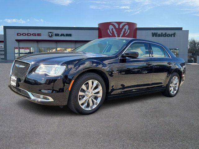 2018 Chrysler 300 Touring L