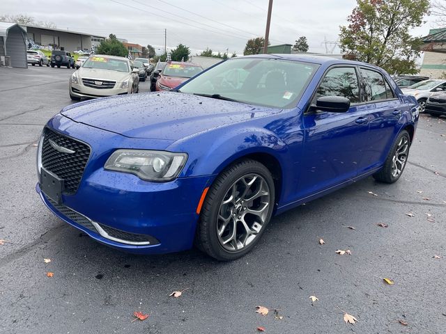 2018 Chrysler 300 Touring