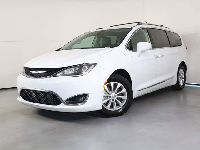 2018 Chrysler Pacifica Touring-L