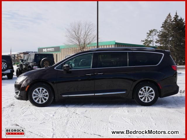 2018 Chrysler Pacifica Touring-L Plus