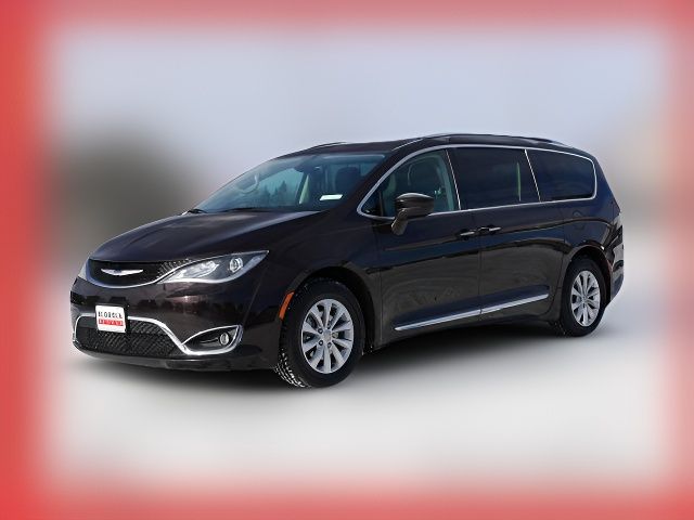 2018 Chrysler Pacifica Touring-L Plus