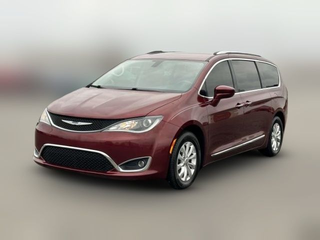 2018 Chrysler Pacifica Touring-L Plus