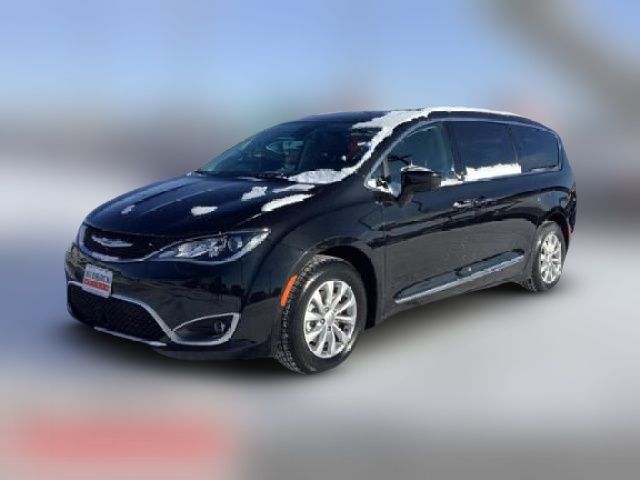 2018 Chrysler Pacifica Touring-L Plus