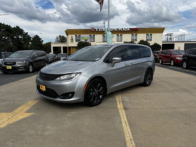 2018 Chrysler Pacifica Touring Plus