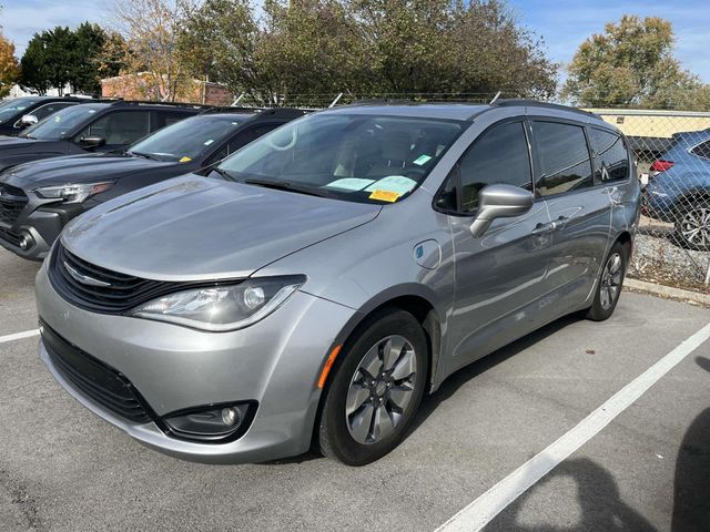 2018 Chrysler Pacifica Hybrid Limited