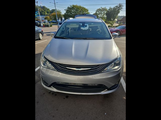 2018 Chrysler Pacifica Hybrid Limited