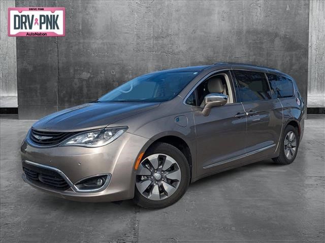 2018 Chrysler Pacifica Hybrid Limited