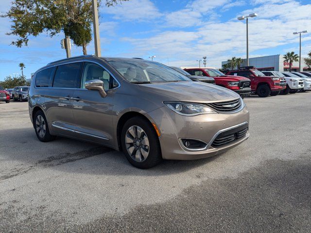 2018 Chrysler Pacifica Hybrid Limited