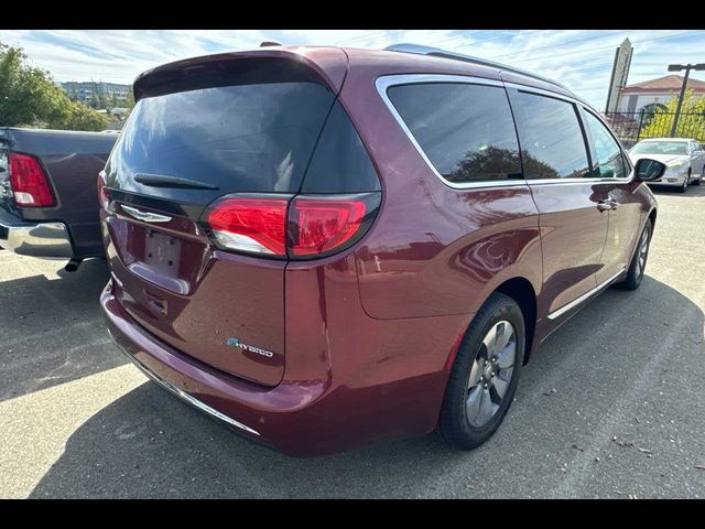 2018 Chrysler Pacifica Hybrid Limited